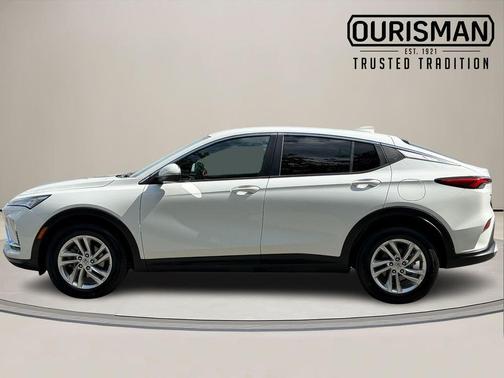 Summit White 2025 Buick Envista Preferred