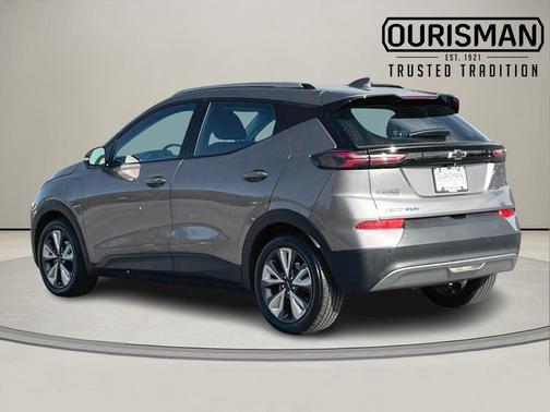 2023 Chevrolet Bolt EUV LT