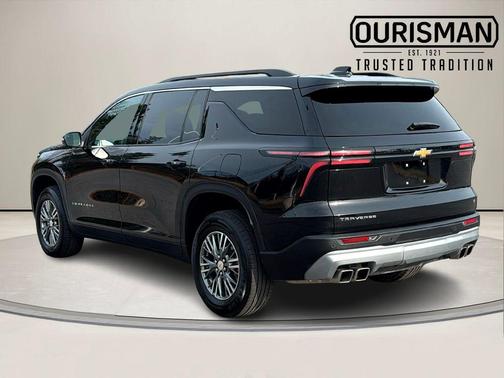 2024 Chevrolet Traverse LT