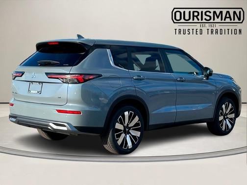 2026 Mitsubishi Outlander SE