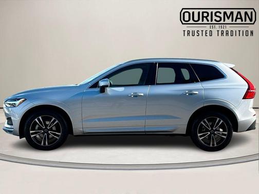2021 Volvo XC60 T5 Momentum