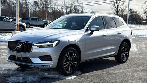 2021 Volvo XC60 T5 Momentum