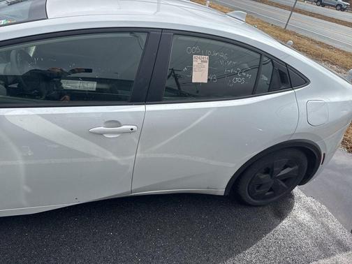 2024 Toyota Prius LE