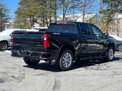 2022 Chevrolet Silverado 1500 Custom