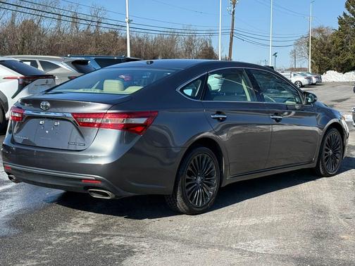 2016 Toyota Avalon Touring