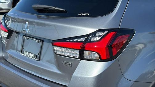 2025 Mitsubishi Outlander Sport 2.0 LE