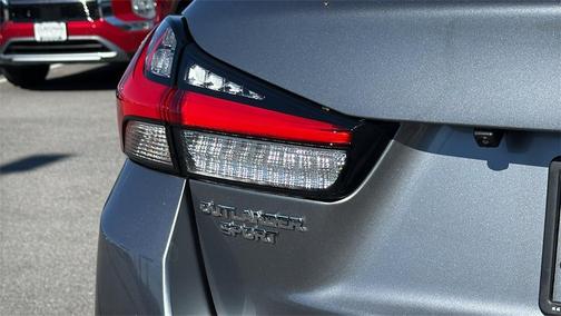 2025 Mitsubishi Outlander Sport 2.0 LE