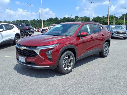 2025 Chevrolet Trax LT