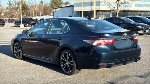 2019 Toyota Camry SE