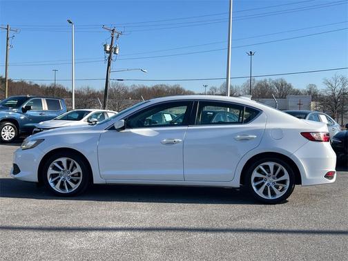 2017 Acura ILX w/AcuraWatch Plus
