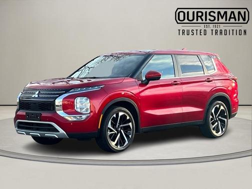 2024 Mitsubishi Outlander SE