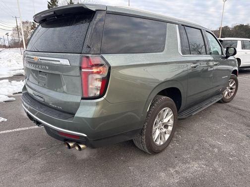 2023 Chevrolet Suburban Premier