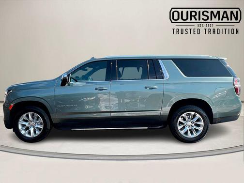 2023 Chevrolet Suburban Premier