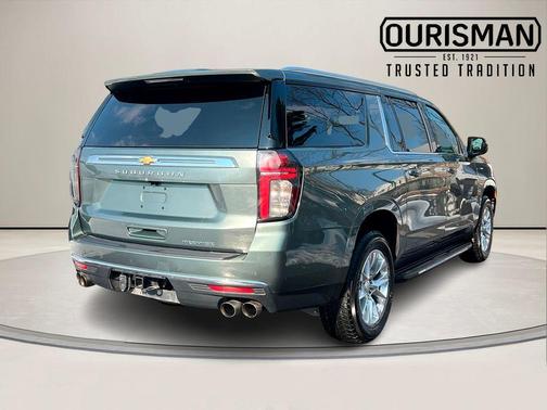 2023 Chevrolet Suburban Premier
