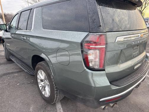 2023 Chevrolet Suburban Premier