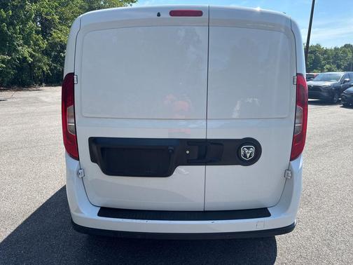 Bright White 2022 RAM ProMaster City Base