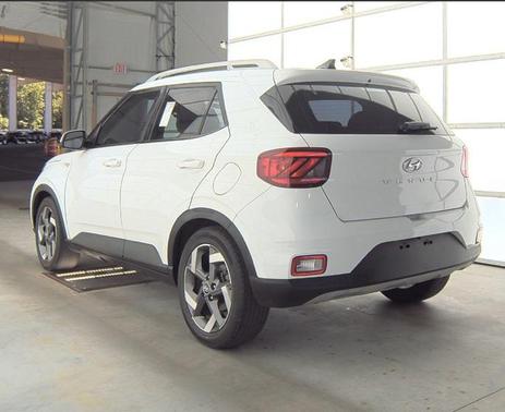 2021 Hyundai VENUE SEL