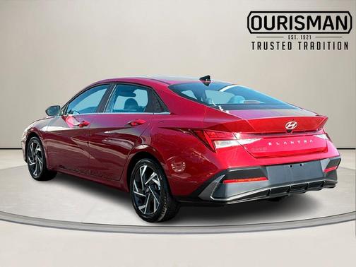 2025 Hyundai ELANTRA SEL Convenience