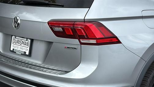 2021 Volkswagen Tiguan 2.0T SE R-Line Black