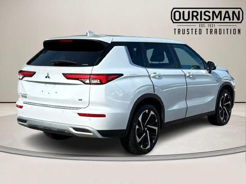 2022 Mitsubishi Outlander SE