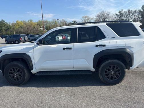 Ice 2025 Toyota 4Runner SR5