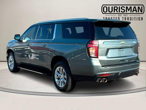 2023 Chevrolet Suburban Premier