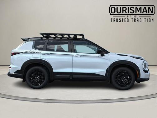 2025 Mitsubishi Outlander Trail Edition