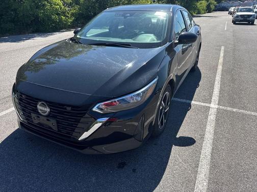 Black 2024 Nissan Sentra SV
