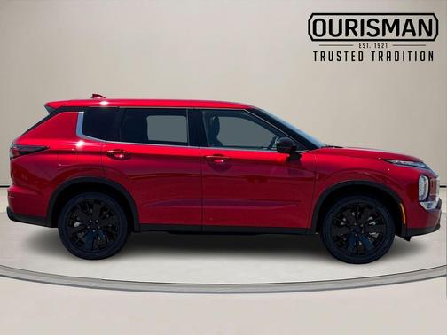 Diamond Red 2026 Mitsubishi Outlander Trail Edition
