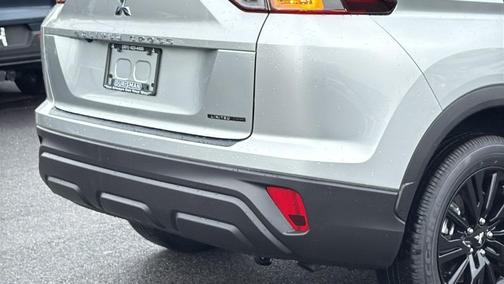 2026 Mitsubishi Eclipse Cross LE