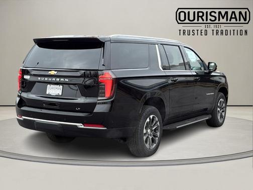 2026 Chevrolet Suburban LT