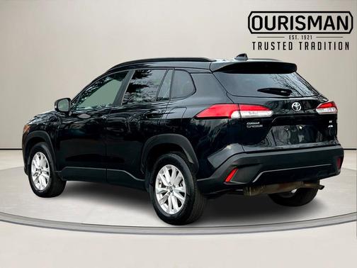 2023 Toyota Corolla Cross LE