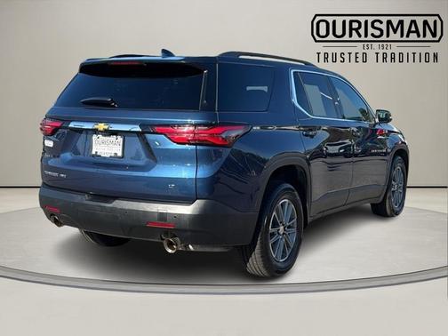 2022 Chevrolet Traverse LT Leather
