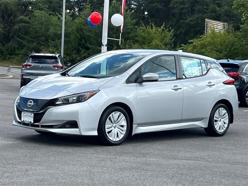 2023 Nissan Leaf S