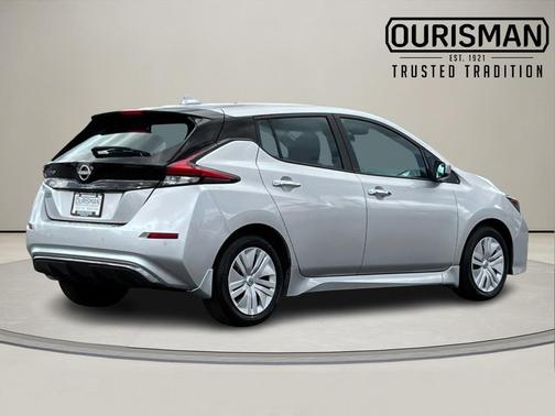 2023 Nissan Leaf S