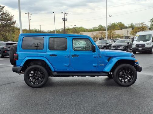 2022 Jeep Wrangler Unlimited 4xe Sahara