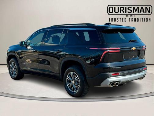 2024 Chevrolet Traverse LT
