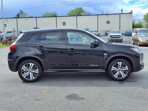 2024 Mitsubishi Outlander Sport 2.0 LE
