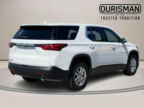 Summit White 2023 Chevrolet Traverse LS