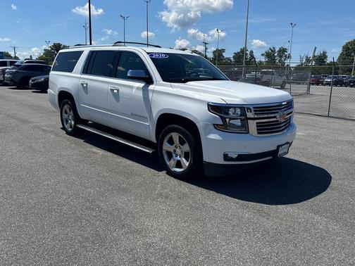 Summit White 2020 Chevrolet Suburban Premier
