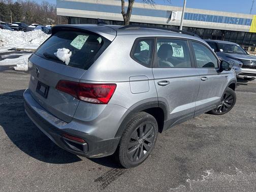 2024 Volkswagen Taos 1.5T S