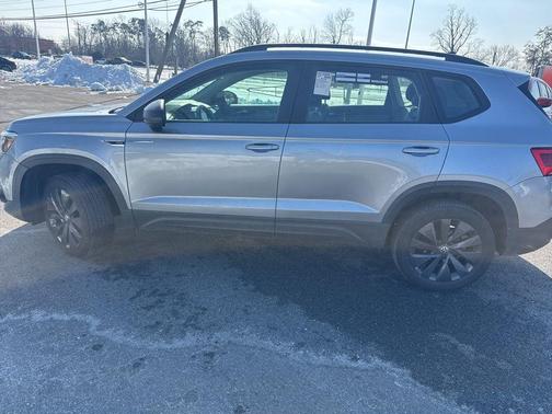 2024 Volkswagen Taos 1.5T S