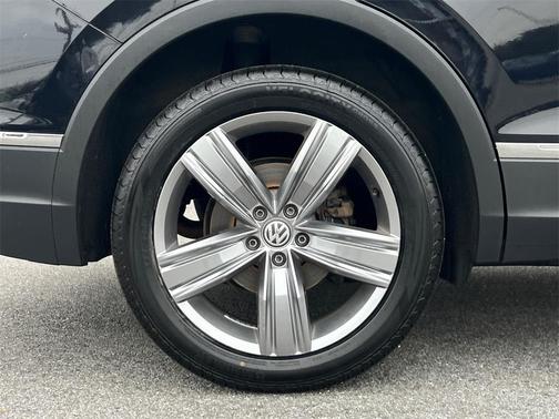 2020 Volkswagen Tiguan 2.0T SEL