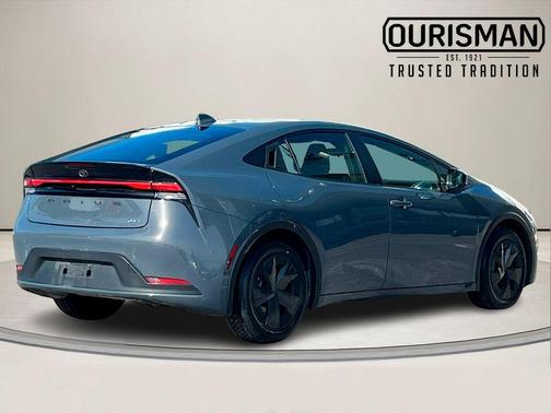 2024 Toyota Prius LE