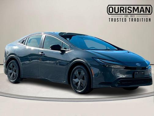 2024 Toyota Prius LE