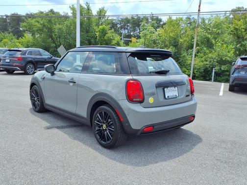 2023 MINI SE Hardtop SIGNATURE PLUS