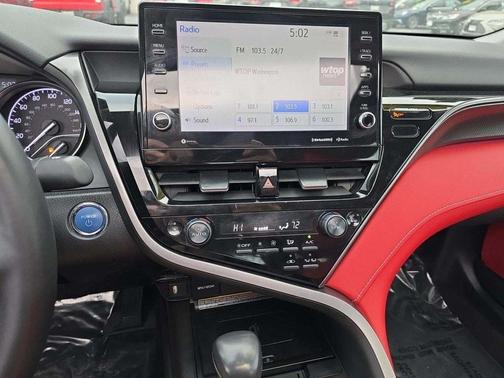 2021 Toyota Camry Hybrid XSE