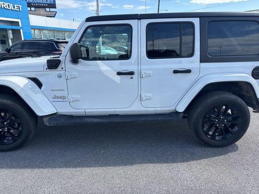 2023 Jeep Wrangler 4xe Sahara