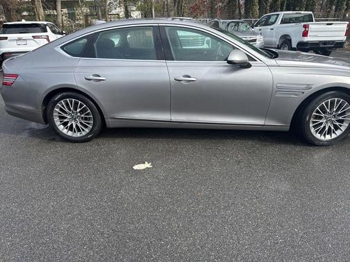 2023 Genesis G80 2.5T