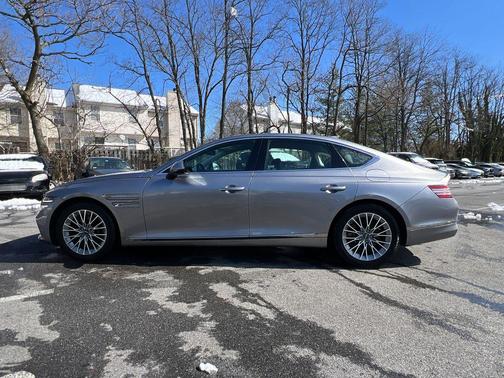 2023 Genesis G80 2.5T